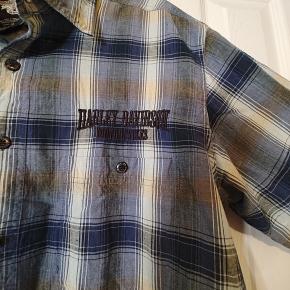 Harley Davidson Motorcycle HDMC Size L Men’s Button Up Blue Tan Plaid Shirt EUC - Picture 7 of 10